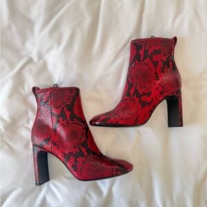 NWOT rag & bone Red & Black Snake skin leather Heeled Boots booties sz 38 / 8